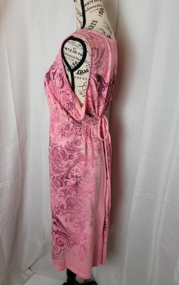 Appropriate Behavior Dress - Picture 4 of 7